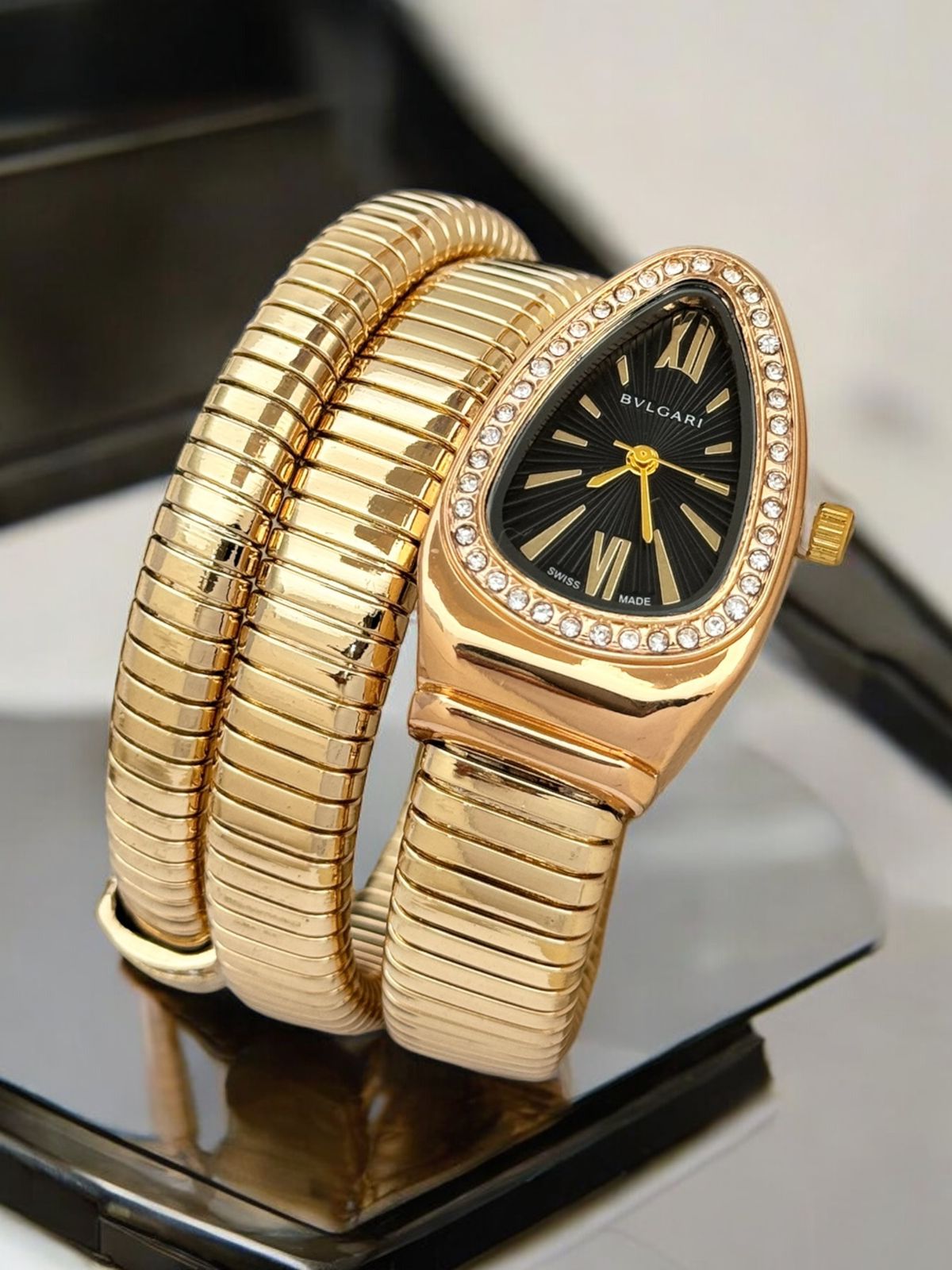 BVLGARI Snake Single Colour Strap Watch